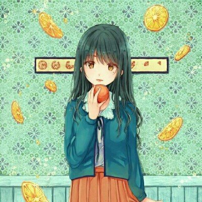 父亲背着千金拖着犬子过斑马线